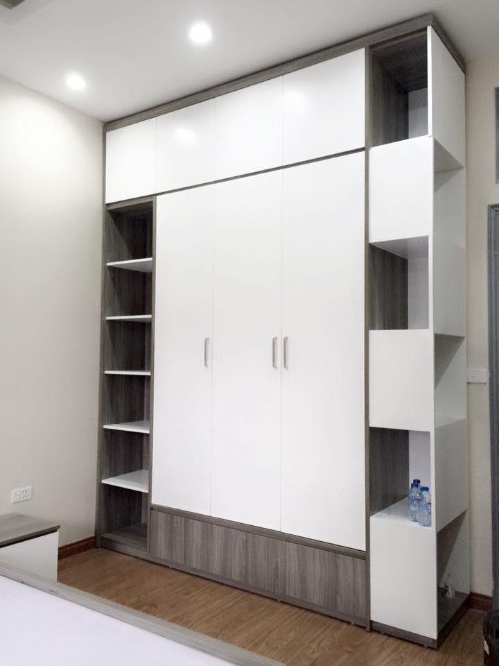 Thiết kế mẫu tủ quần áo kết hợp kệ trang trí hết sức tinh tế và đẹp mắt
