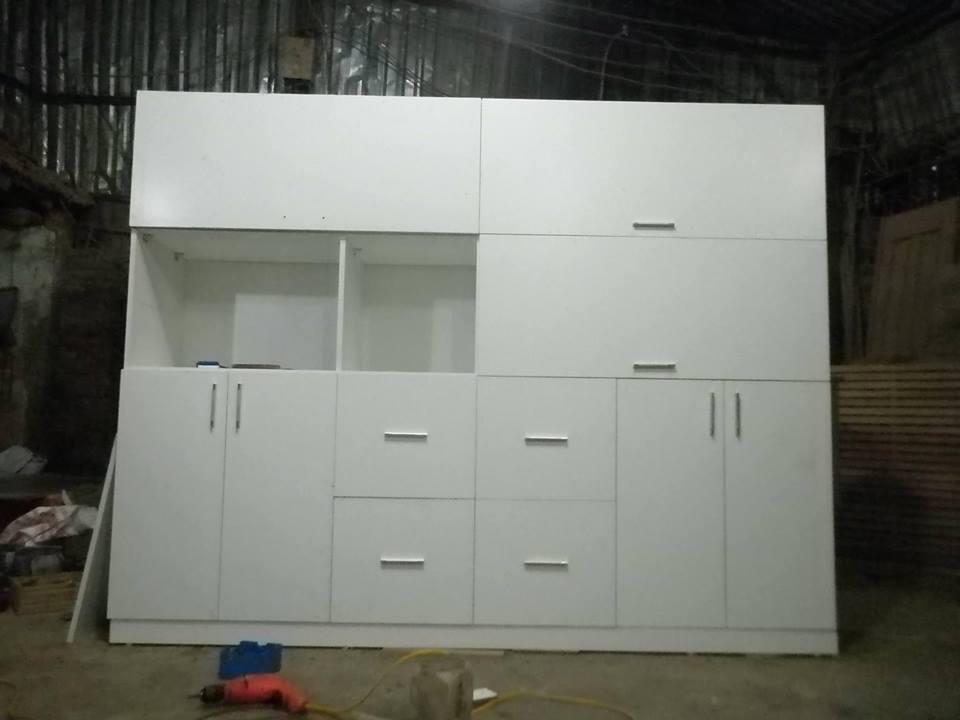 Tủ quần áo Acrylic trắng thiết kế cửa mở đẹp, hiện đại